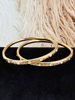 Vintage Goldtone Weighted Crystal Accent Stacking Bangle Bracelet Set